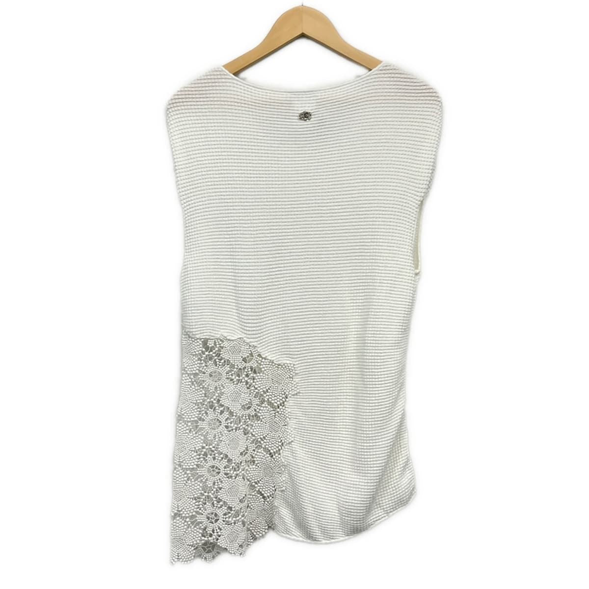Chanel Sleeveless Top 40 M White Lace Cut Replacement Waffle — view 2