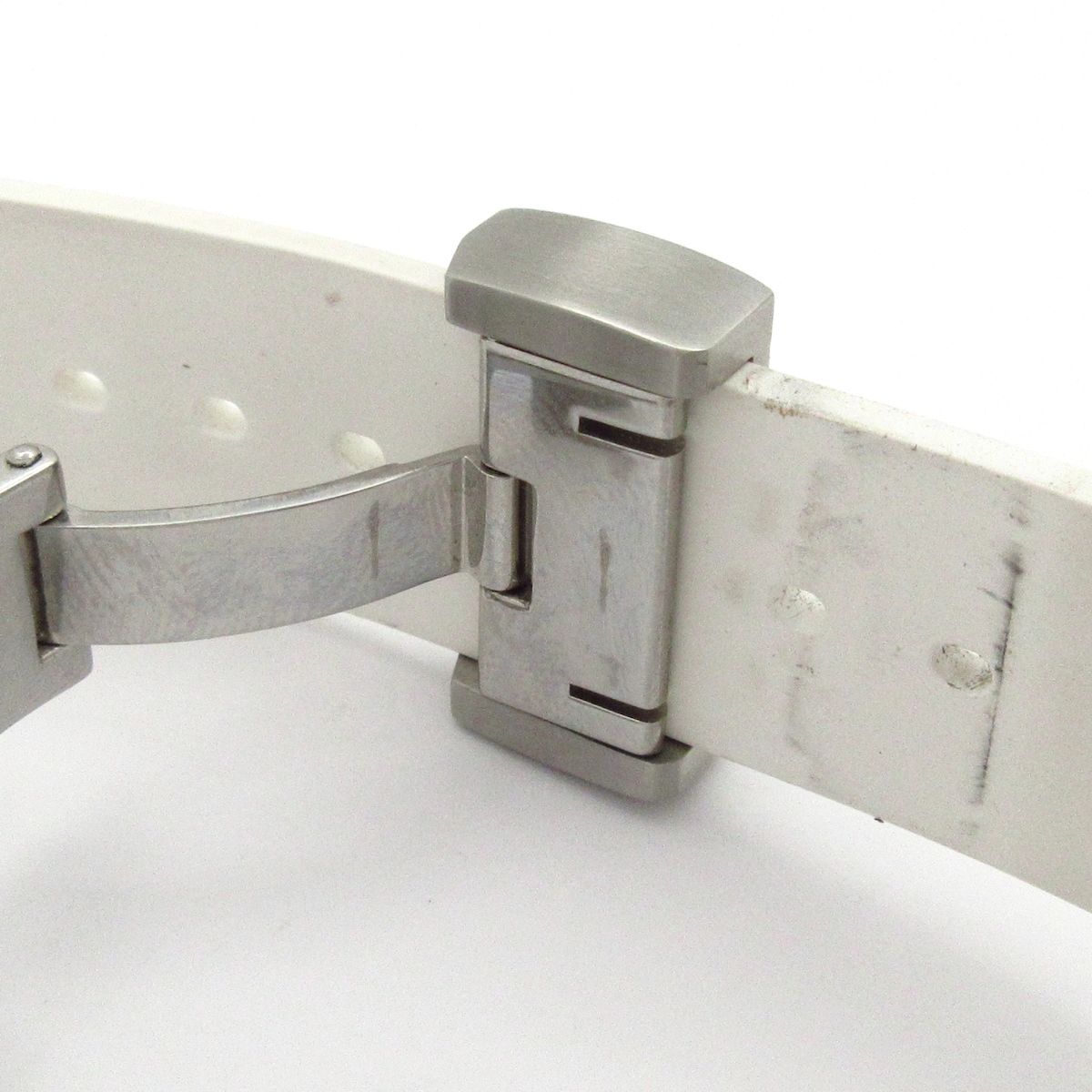 Gucci Watch Dive 136.3 Bi Star Light Silver — view 8