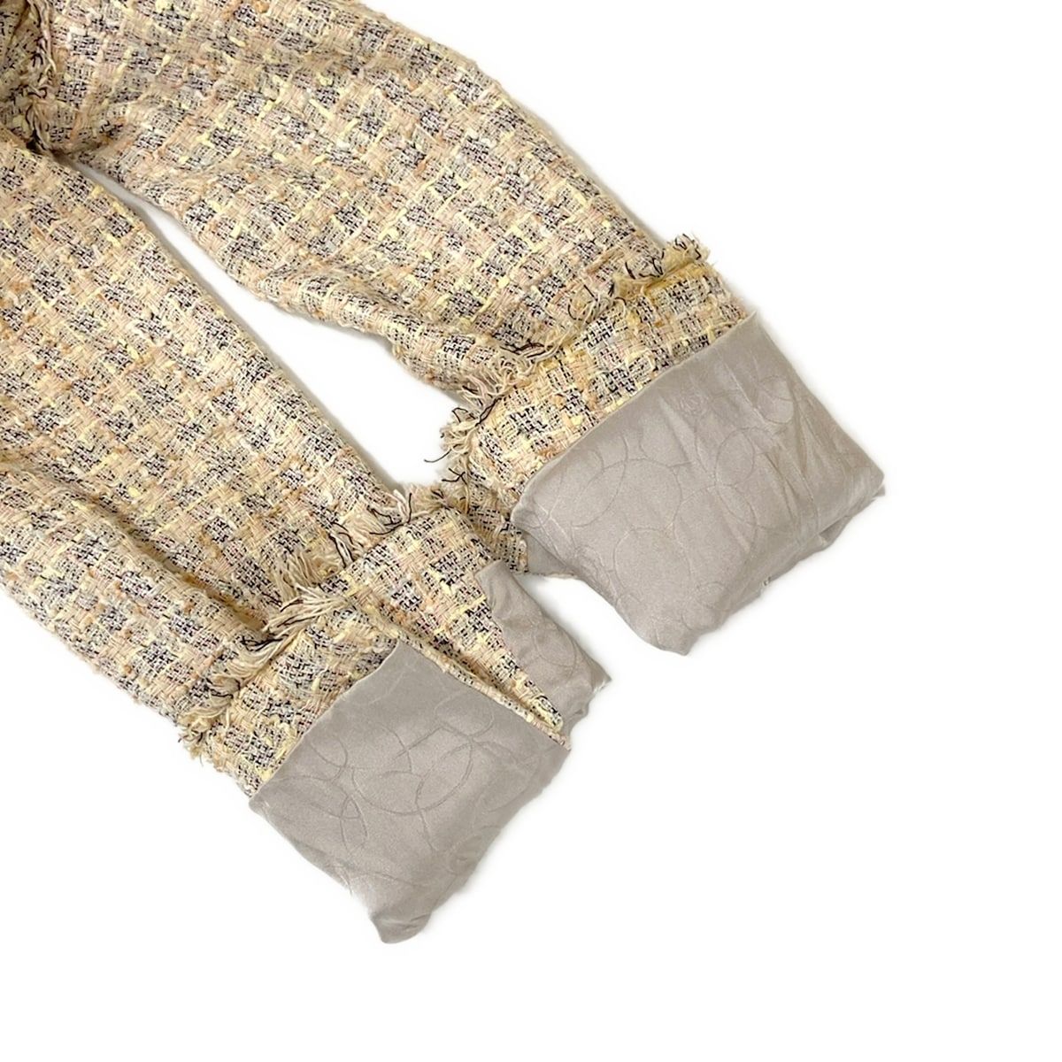 Chanel Jacket 38 M Beige Blue Multi Tweed CC Logo Button Long Sleeve Autumn — view 6