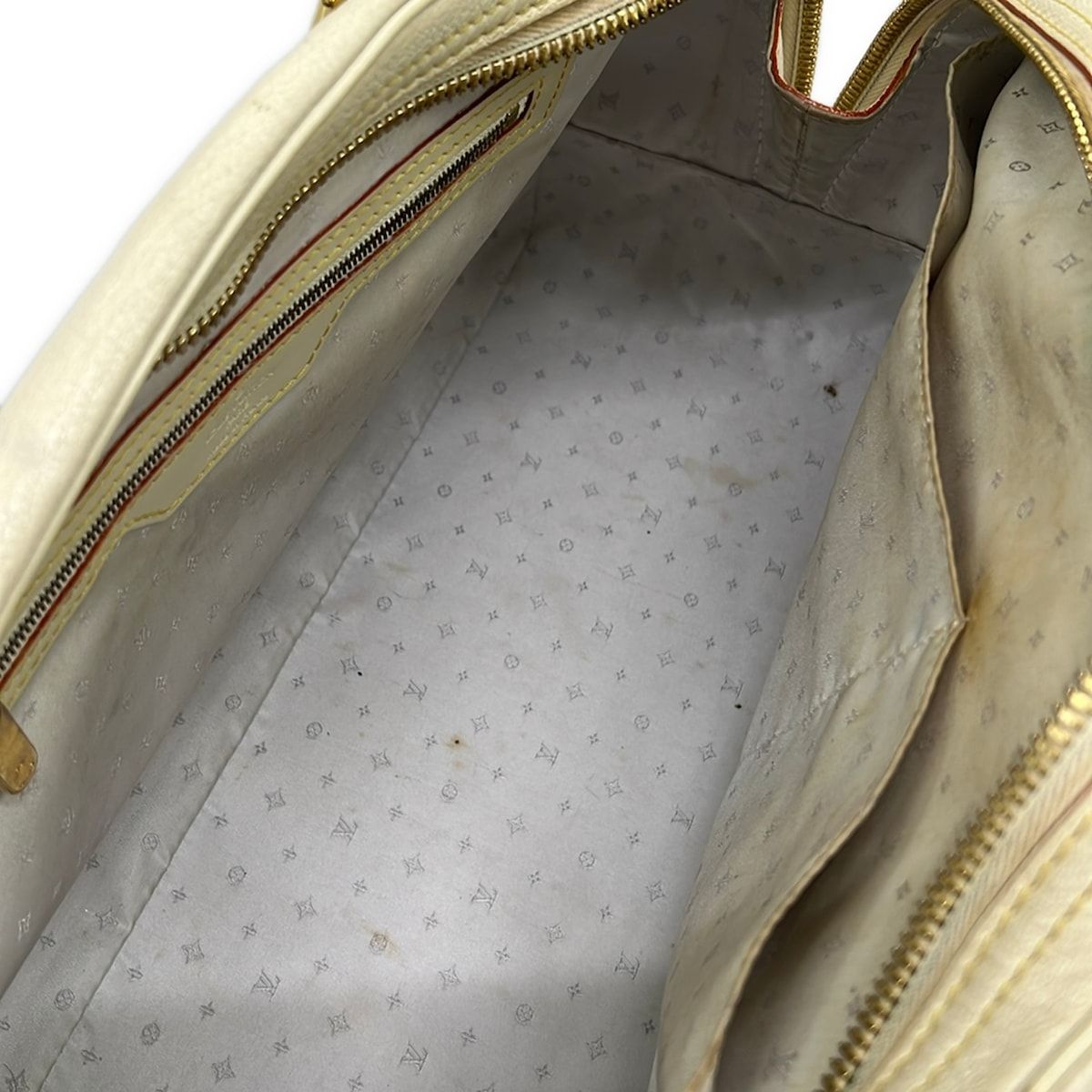 Louis Vuitton Handbag Suhali Super Lube Blanc Leather — view 7
