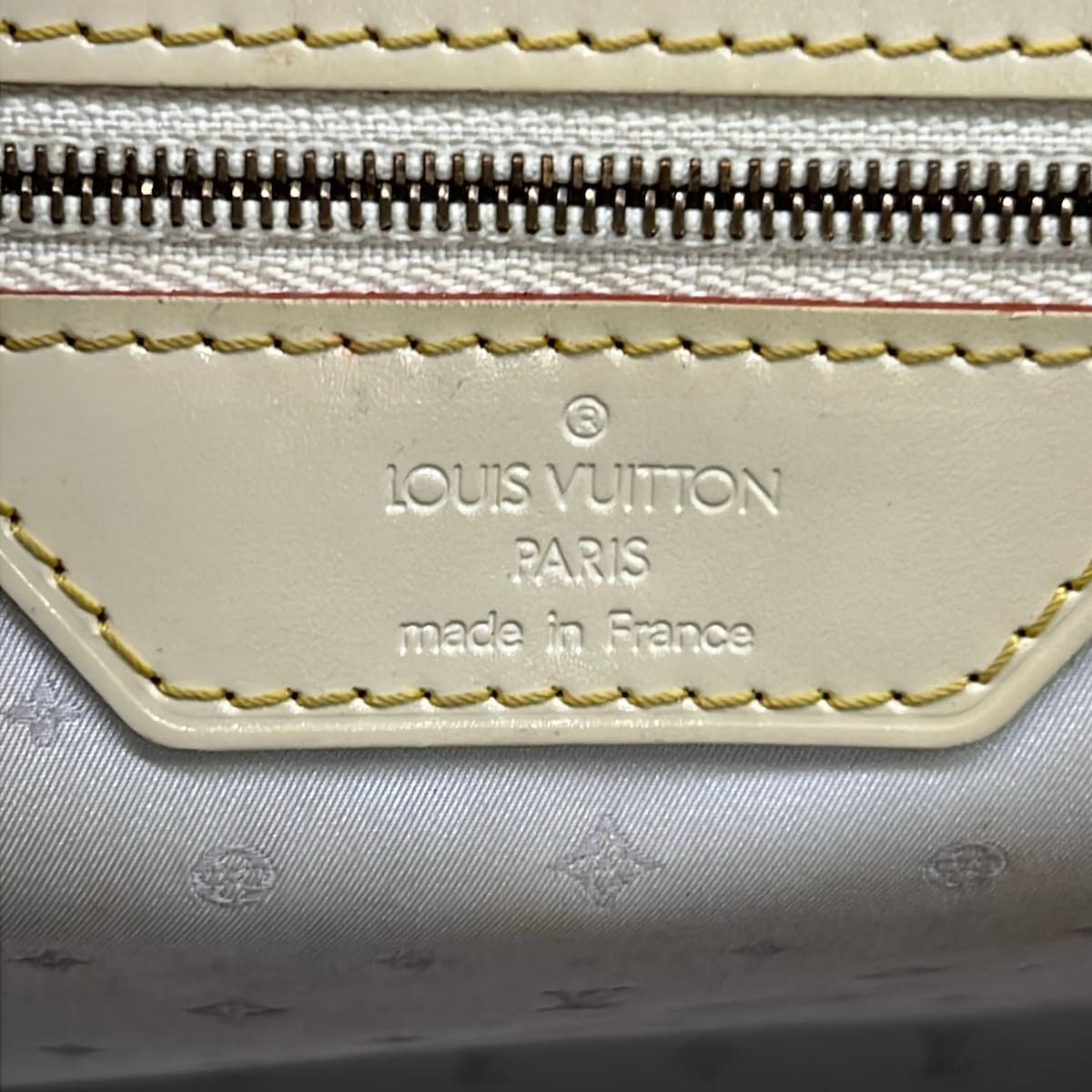 Louis Vuitton Handbag Suhali Super Lube Blanc Leather — view 9