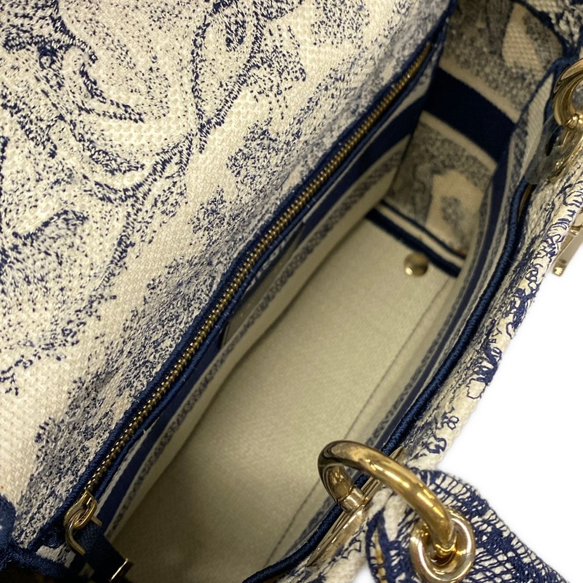Dior Handbag Light Bag White Navy — view 7