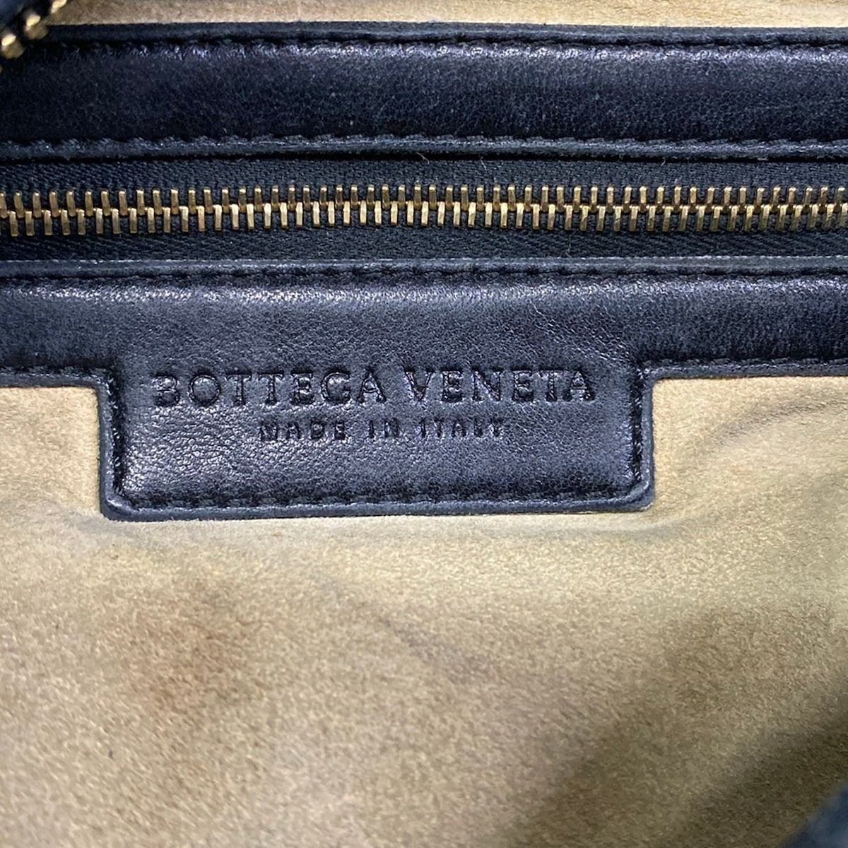 Bottega Veneta Shoulder Bag Black Leather — view 9