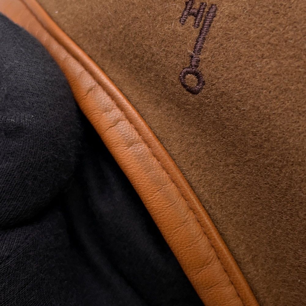 Hermes Beret Saint Honore Charm Embroidery Cashmere 58 — view 7
