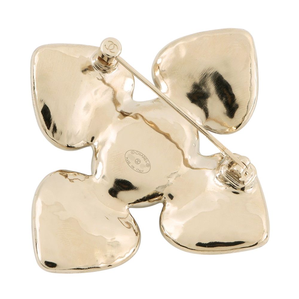 Chanel Brooch CC Logo Heart Faux Pearl 22 — view 3