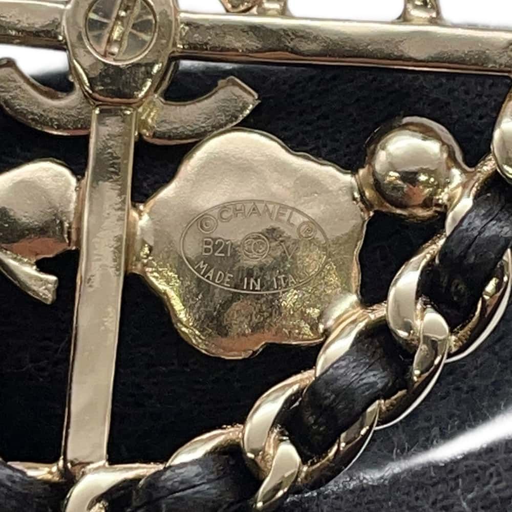 Chanel Brooch CC Logo Emblem Icon Rhinestone Faux Pearl 21 — view 6