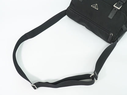 Prada Nylon Shoulder Bag Pochette Black — view 4