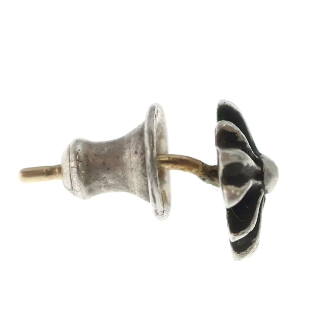 Chrome Hearts No2 CH Pls CH Plus Stud Earrings Silver — view 4
