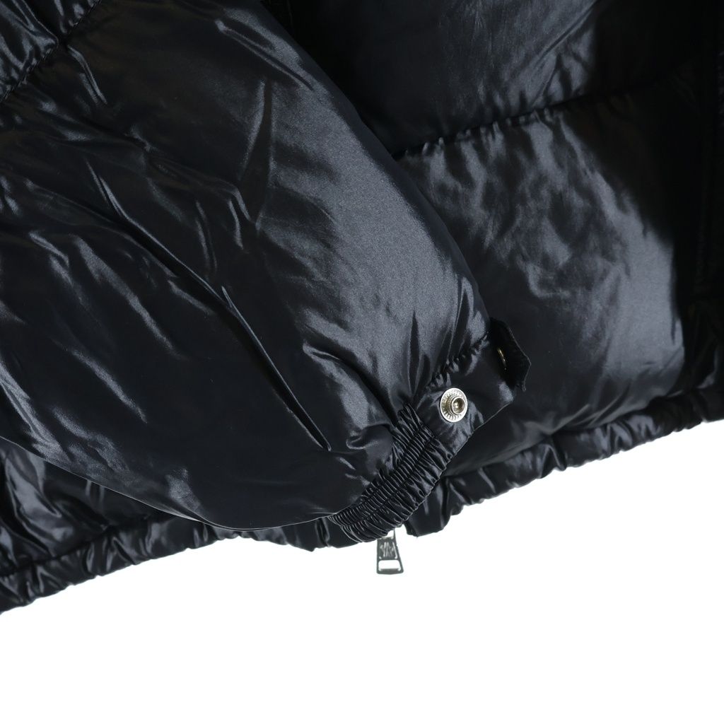 Moncler Short Down Jacket Black — view 6