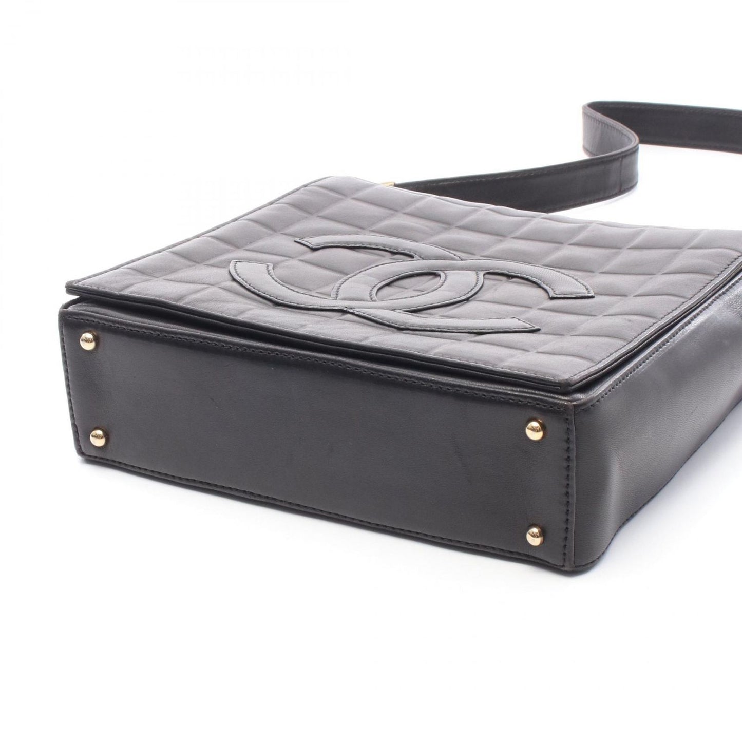 Chanel Shoulder Bag Choco Bar CC Logo Black Lambskin — view 8