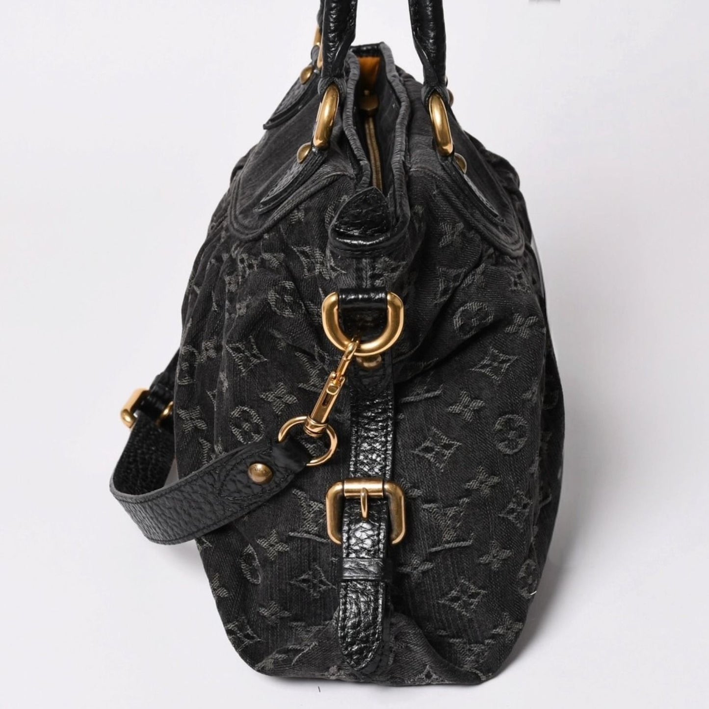 Louis Vuitton Neo Cabby MM Handbag Monogram Denim Black 2-Way Gold — view 4