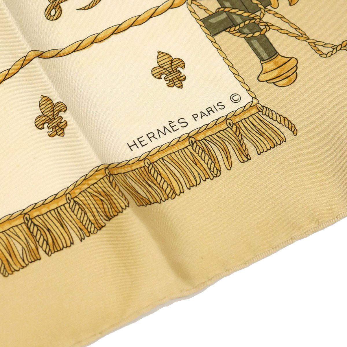 Hermes Carre 90 Scarf Vue du Carosse de Queen's Coronation Silk Beige — view 6
