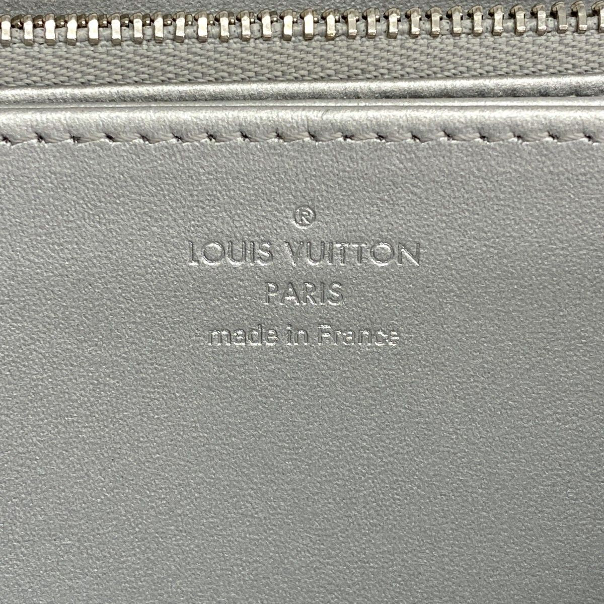 Louis Vuitton Wallet Koussin Zippy White — view 4