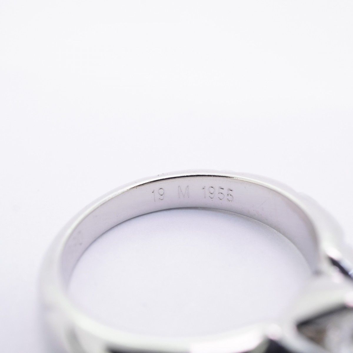 Chanel Ring Quilted Platinum Diamond — view 5