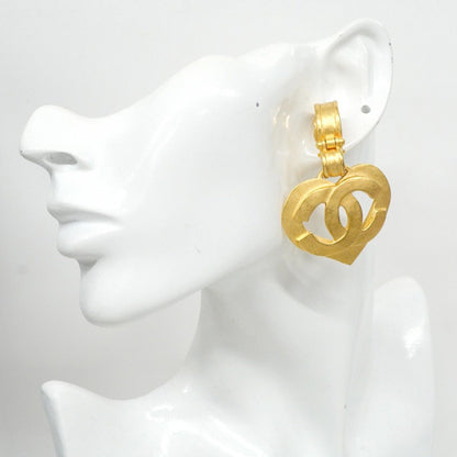 Chanel Earrings Vintage CC Logo Heart Motif Gold Plated — view 5