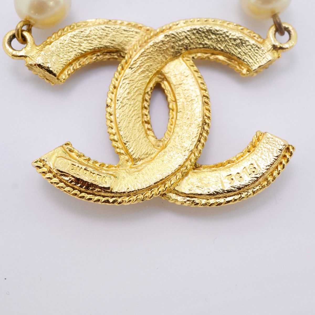Chanel Necklace Vintage CC Logo Gold Plated Faux Pearl — view 5