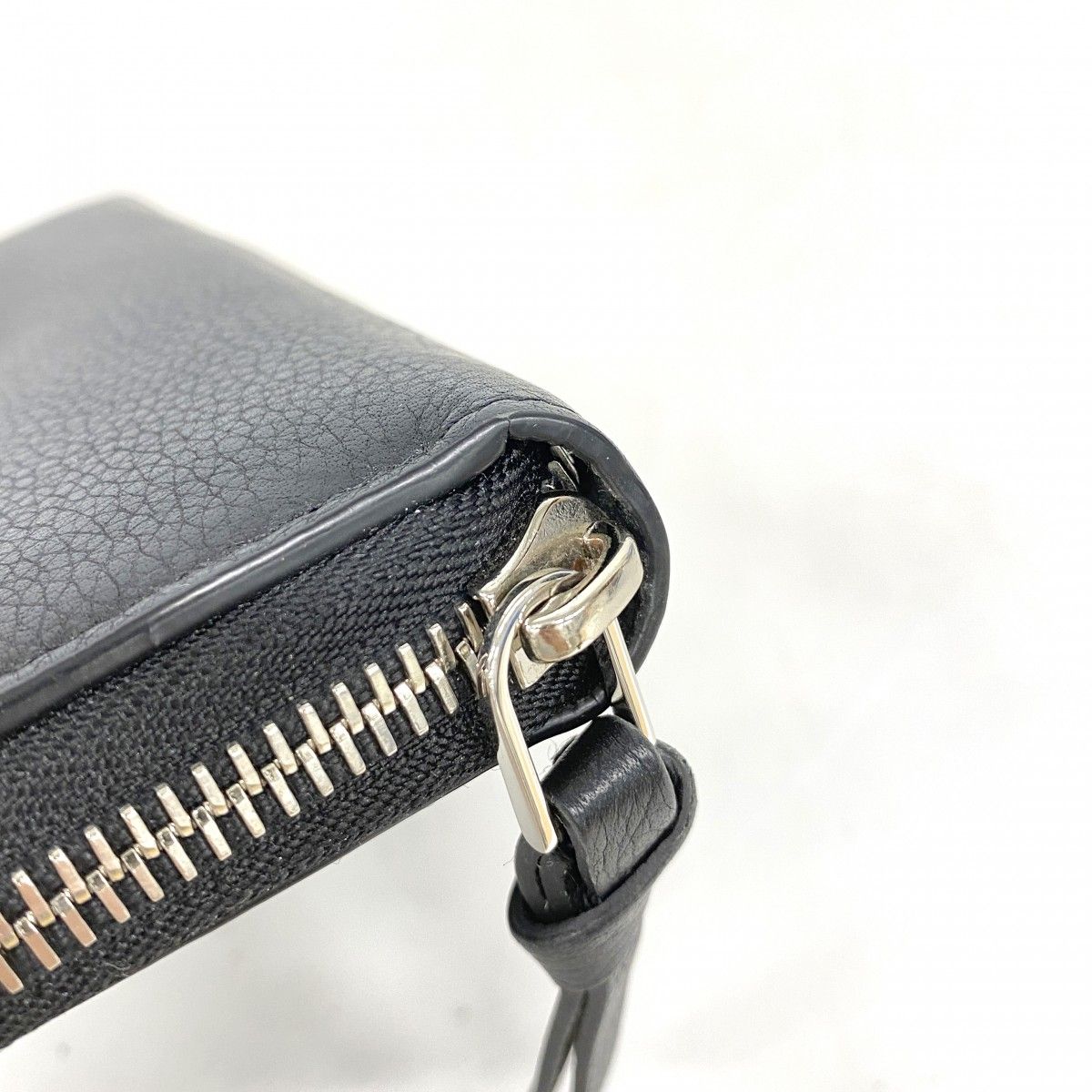 Louis Vuitton Wallet Zippy Lockme Noir — view 7