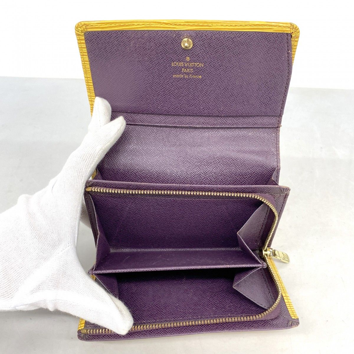 Louis Vuitton Wallet Epi Porte-Monnaie Viennois Tresor Tassili Yellow — view 3