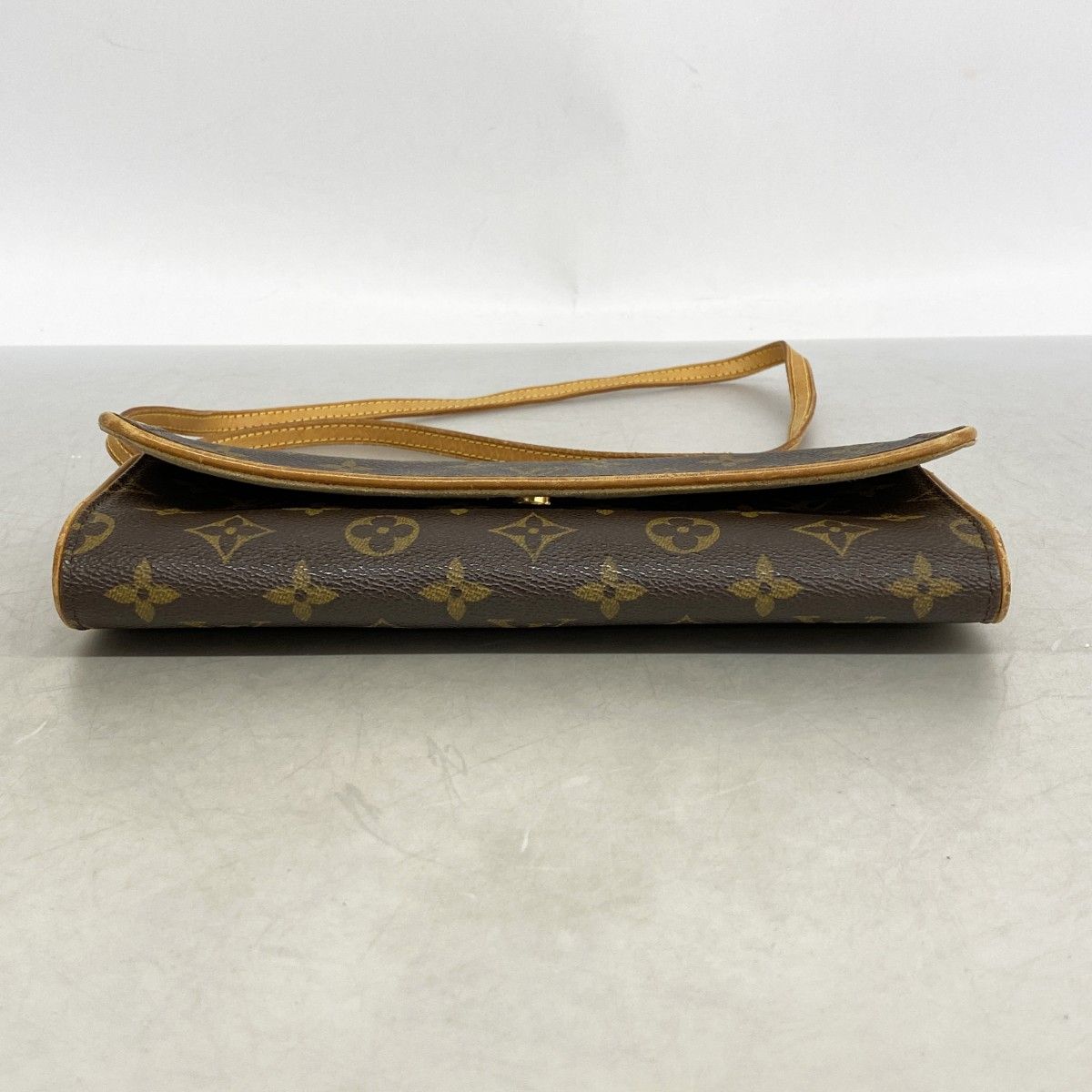 Louis Vuitton Shoulder Bag Monogram Pochette Twin GM Brown — view 3