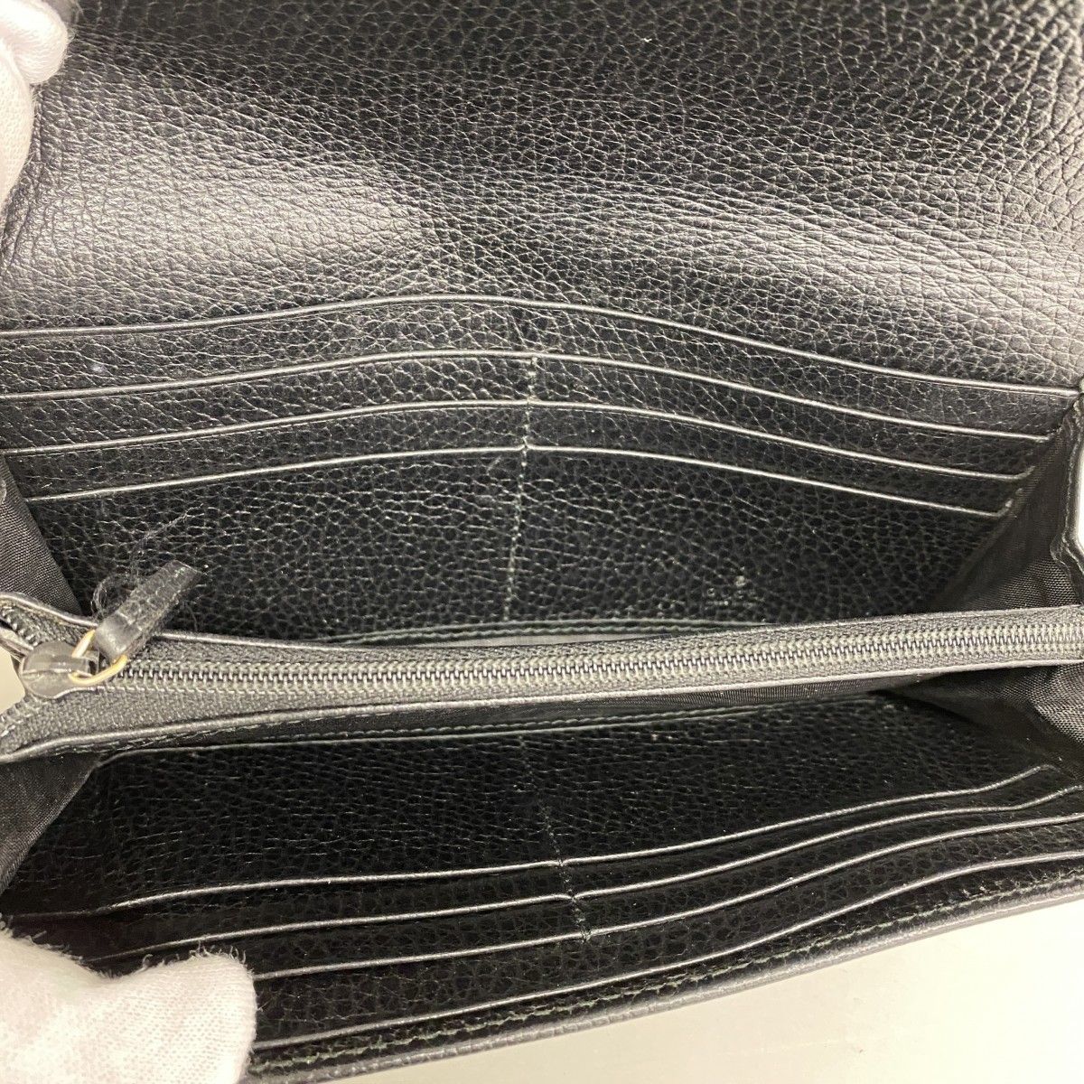 Gucci Wallet GG Marmont Leather Black Gold — view 3