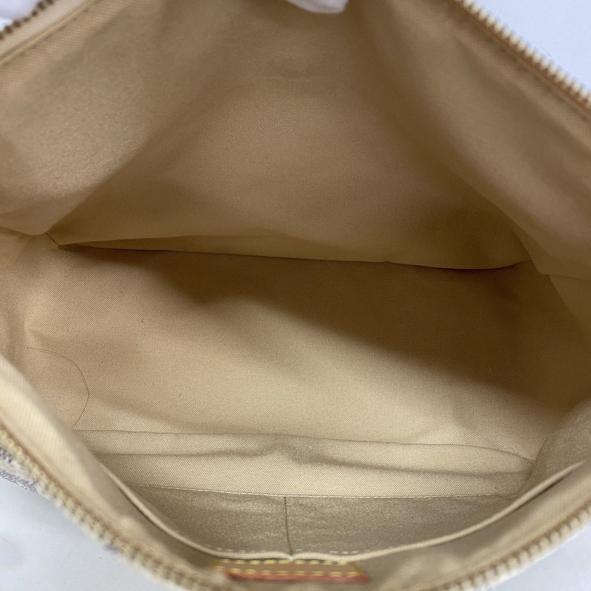 Louis Vuitton Tote Damier Azur Figheri PM White — view 4