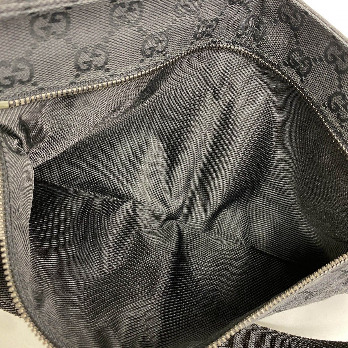 Gucci Waist Bag GG Canvas Black Silver — view 4