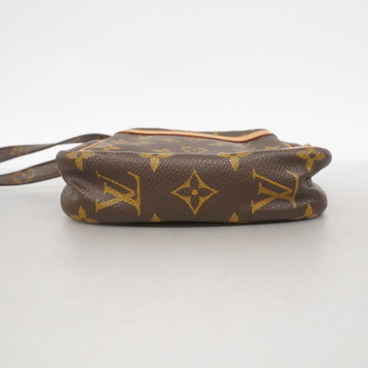 Louis Vuitton Shoulder Bag Monogram Danube Brown — view 3