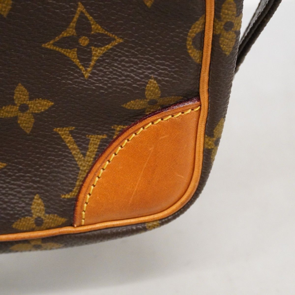 Louis Vuitton Shoulder Bag Monogram Danube Brown — view 8