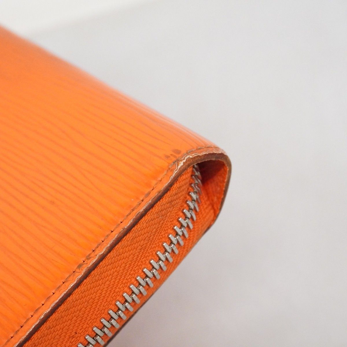 Louis Vuitton Wallet Epi Zippy Minnesota — view 6