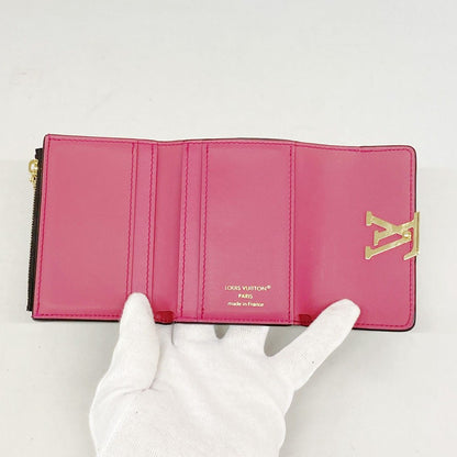 Louis Vuitton Trifold Wallet Taurillon Portefeuille Capucines XS Noir — view 3