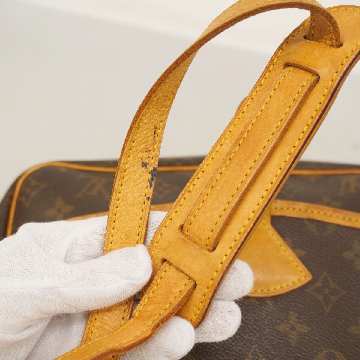 Louis Vuitton Shoulder Bag Monogram Sologne Brown — view 9