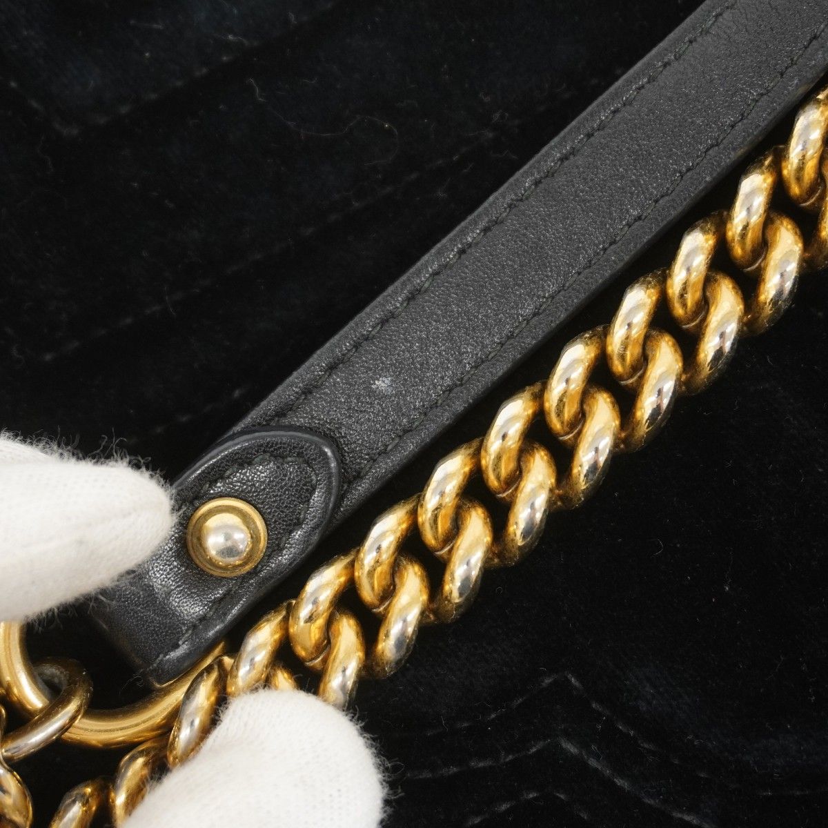 Gucci Shoulder Bag GG Marmont Suede Black Gold — view 9