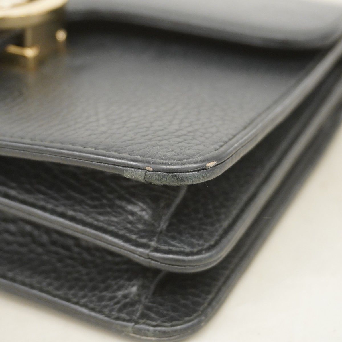 Gucci Shoulder Bag Interlocking Leather Black Champagne Gold — view 6