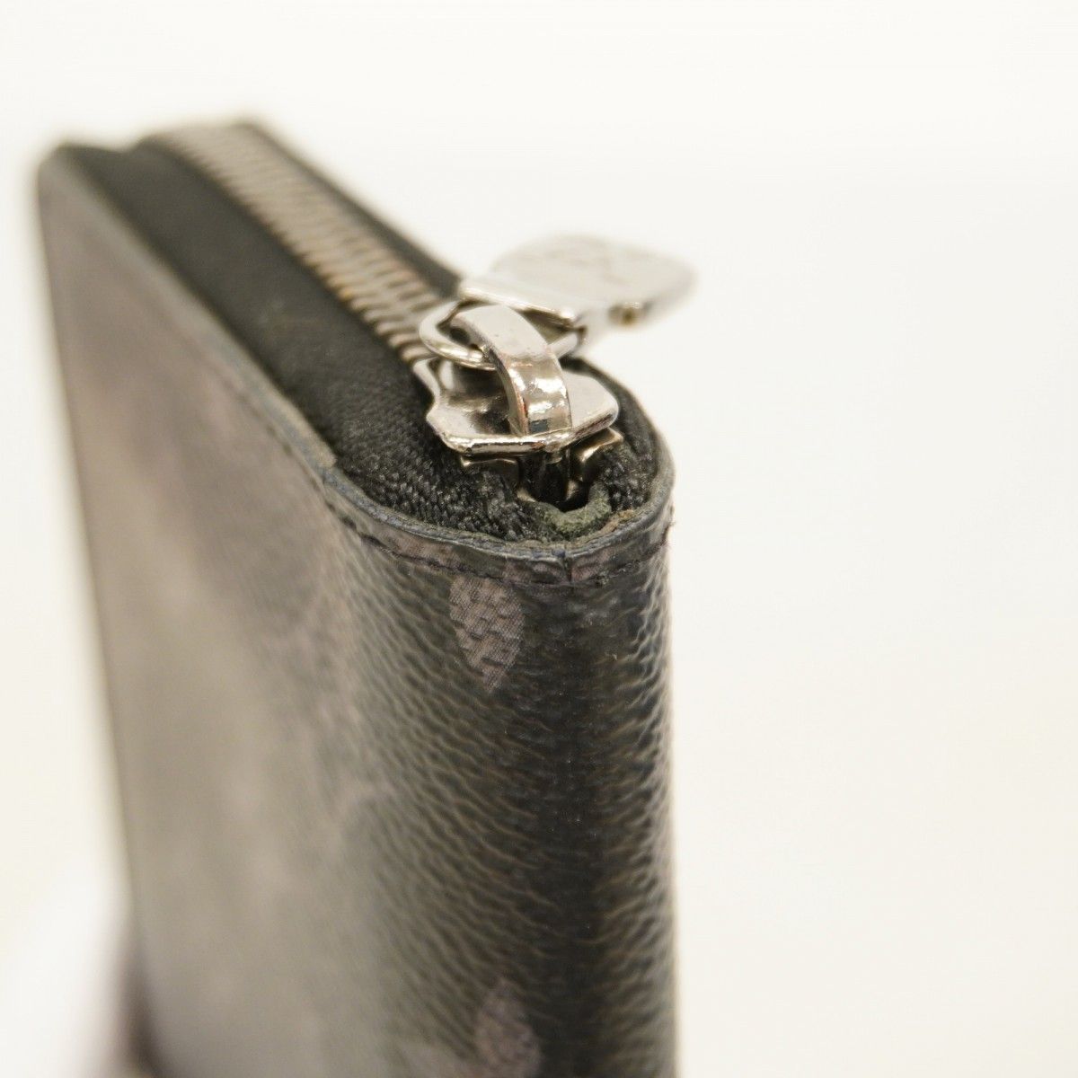 Louis Vuitton Wallet Monogram Eclipse Zippy Vertical Black — view 7