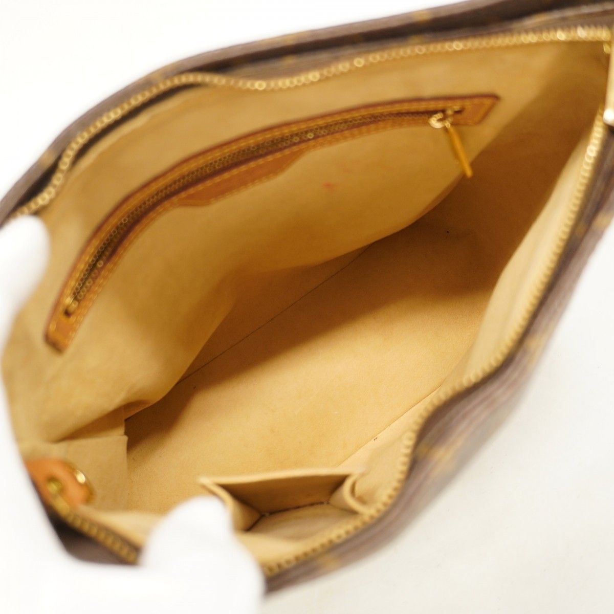 Louis Vuitton Shoulder Bag Monogram Looping GM Brown — view 4