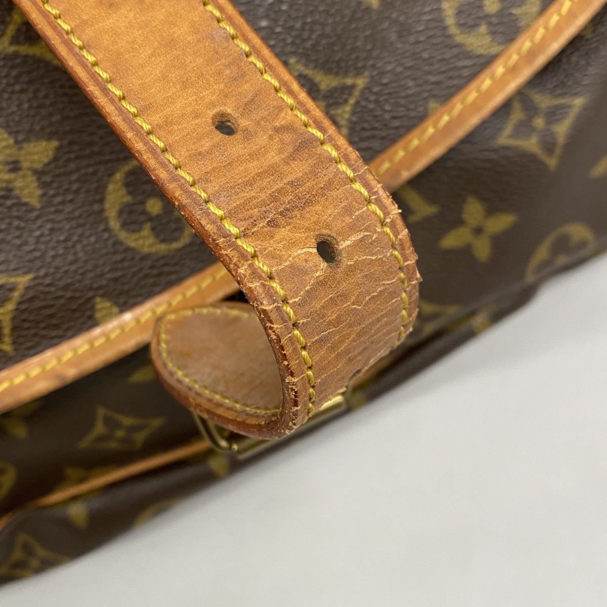Louis Vuitton Shoulder Bag Monogram Saumur 35 Brown — view 6