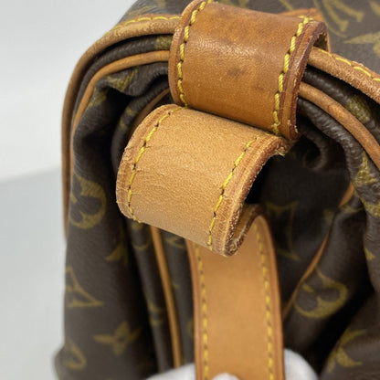 Louis Vuitton Shoulder Bag Monogram Saumur 35 Brown — view 9