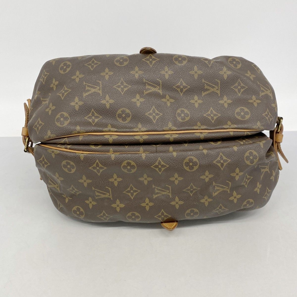 Louis Vuitton Shoulder Bag Monogram Saumur 35 Brown — view 3