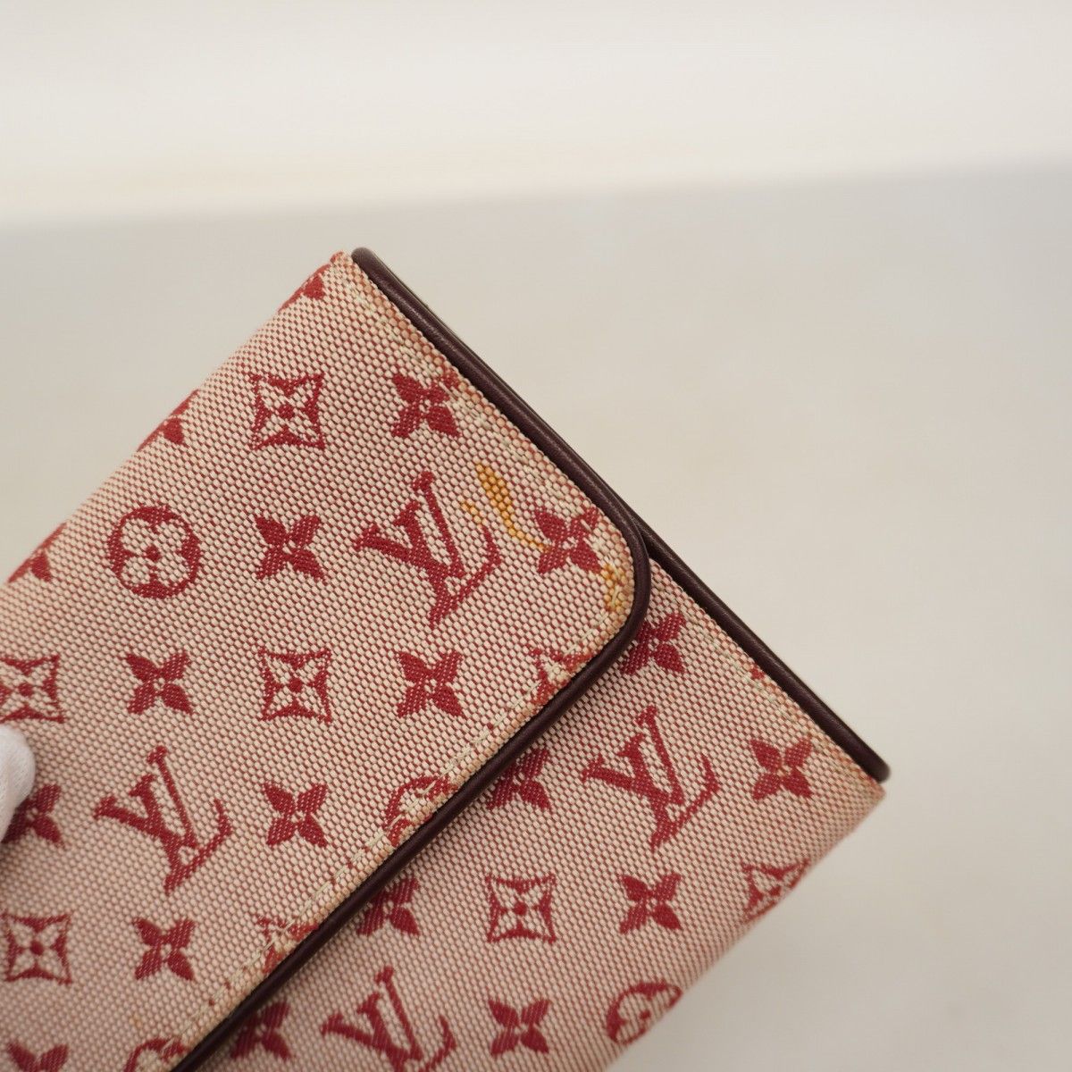 Louis Vuitton Trifold Wallet Monogram Mini Porte Tresor International Cerise — view 7