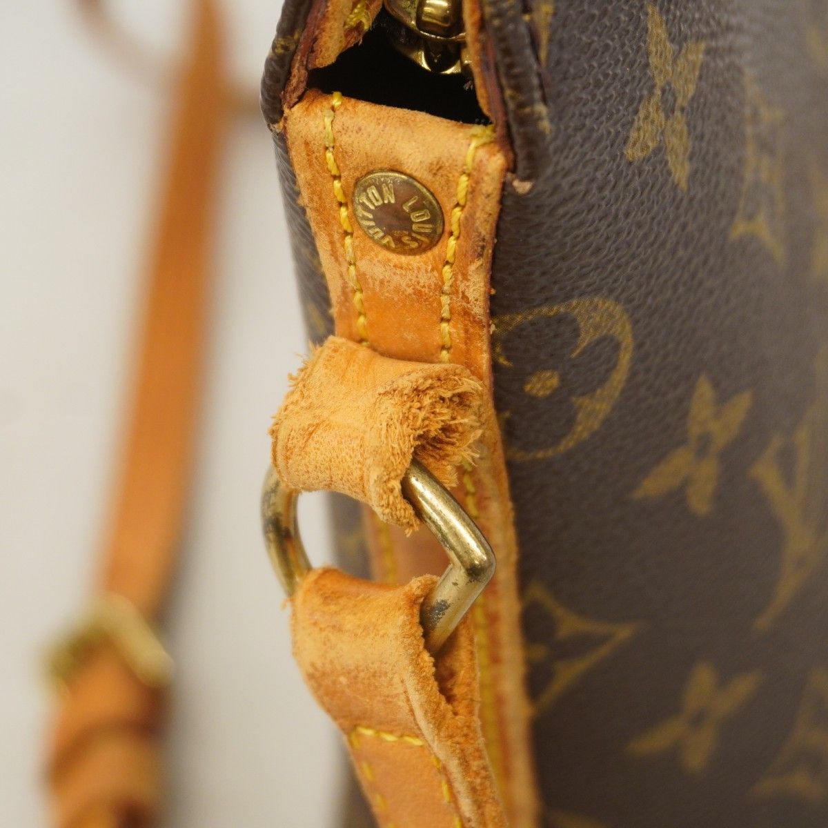 Louis Vuitton Shoulder Bag Monogram Drew Brown — view 6
