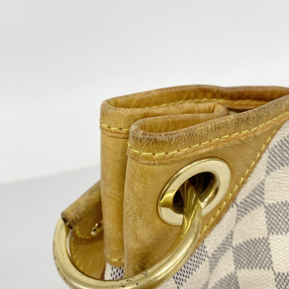 Louis Vuitton Shoulder Bag Damier Azur Galleria PM White — view 7