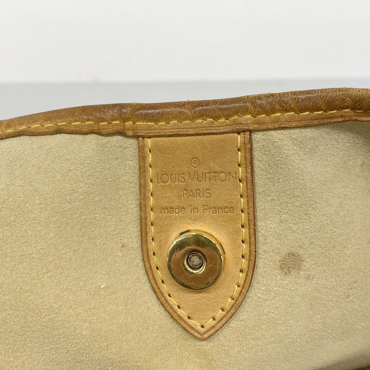Louis Vuitton Shoulder Bag Damier Azur Galleria PM White — view 5