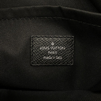 Louis Vuitton Shoulder Bag Taigarama Outdoor Messenger PM Black — view 5