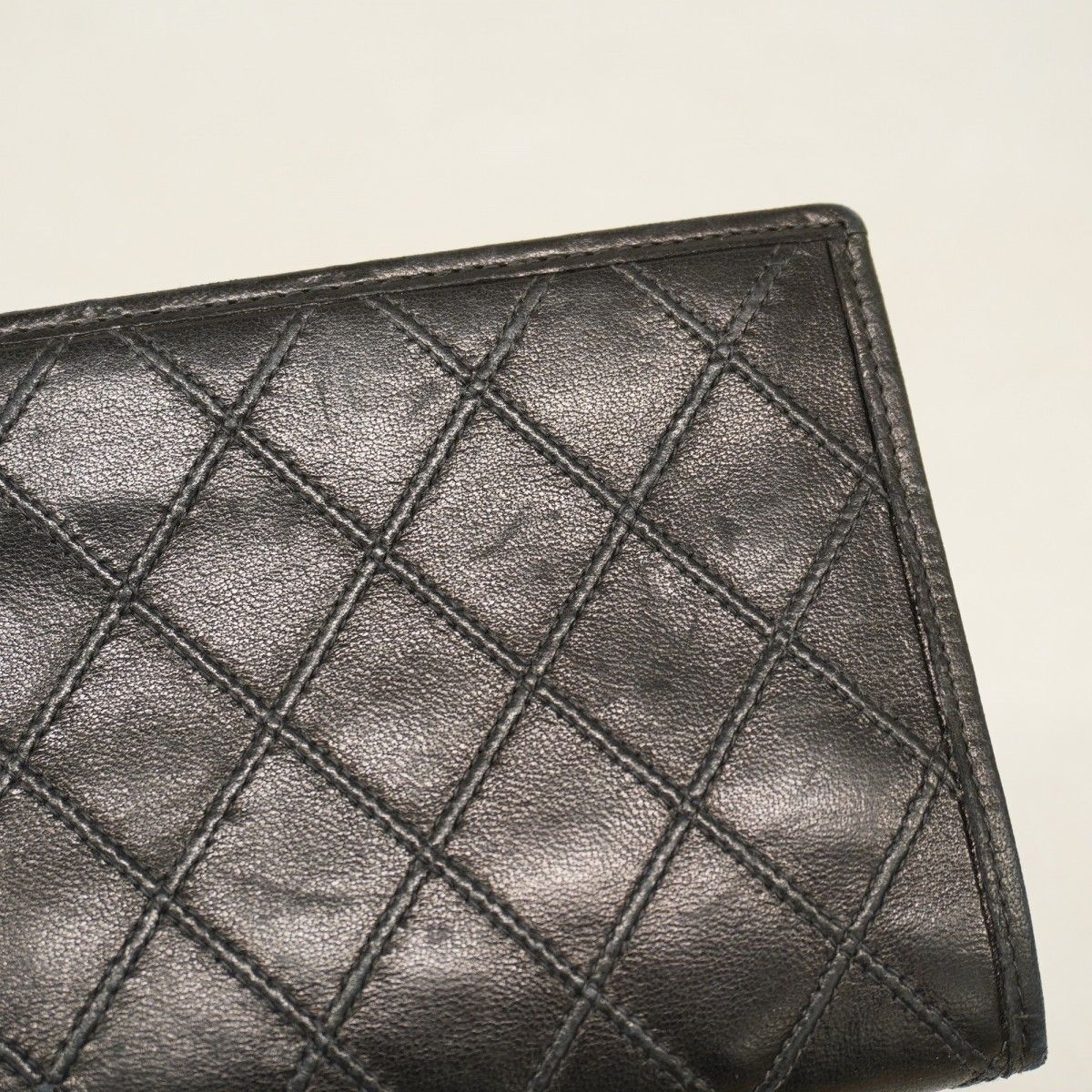 Chanel Wallet Bicolor Lambskin Black Gold — view 9