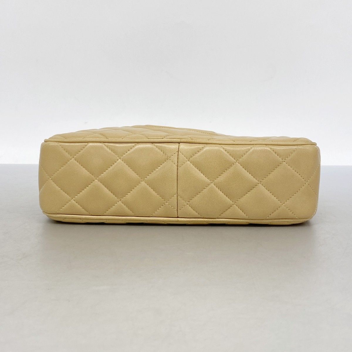 Chanel Shoulder Bag Quilted Lambskin Beige Gold — view 3