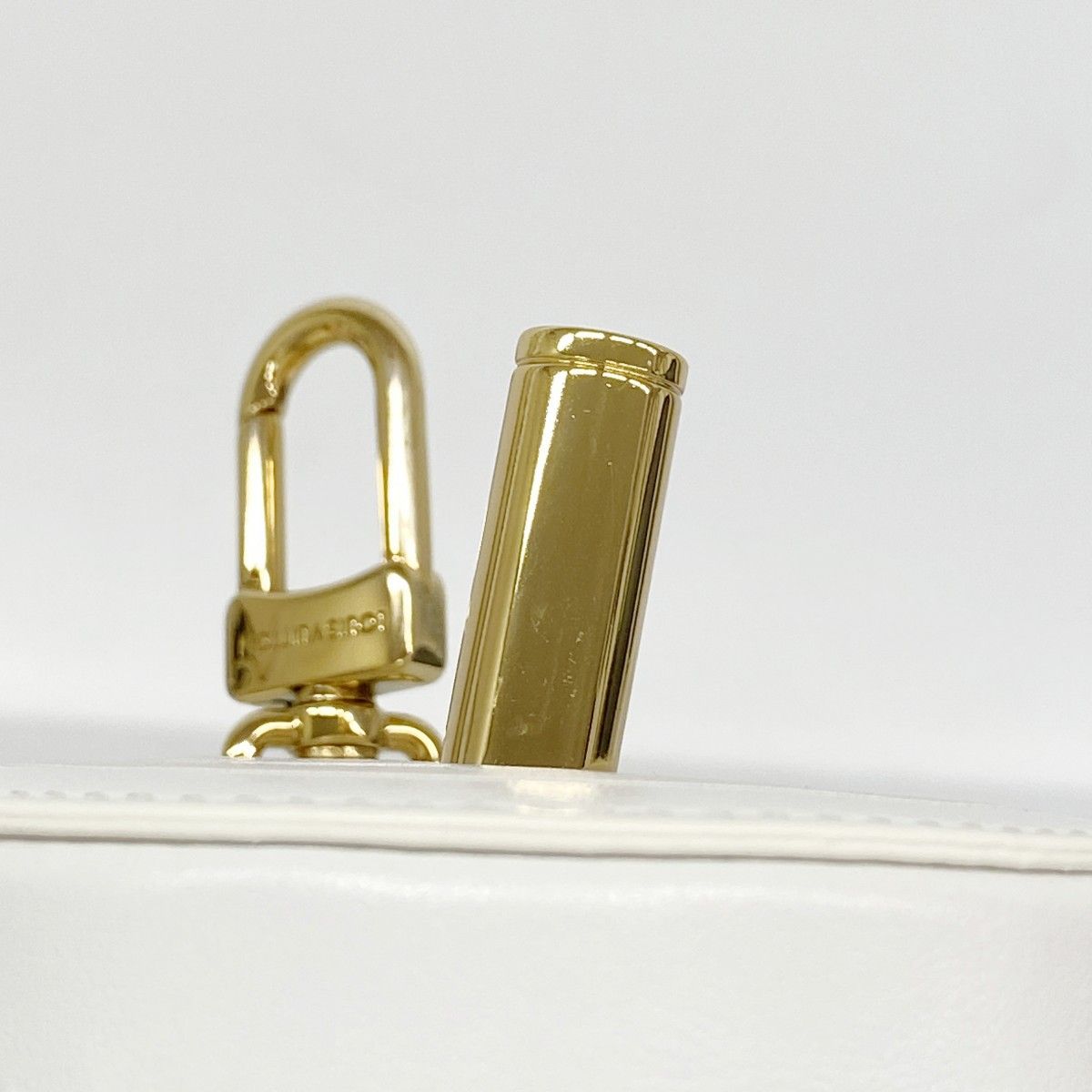 Louis Vuitton Key Holder Charm LV Cup White Brown — view 7
