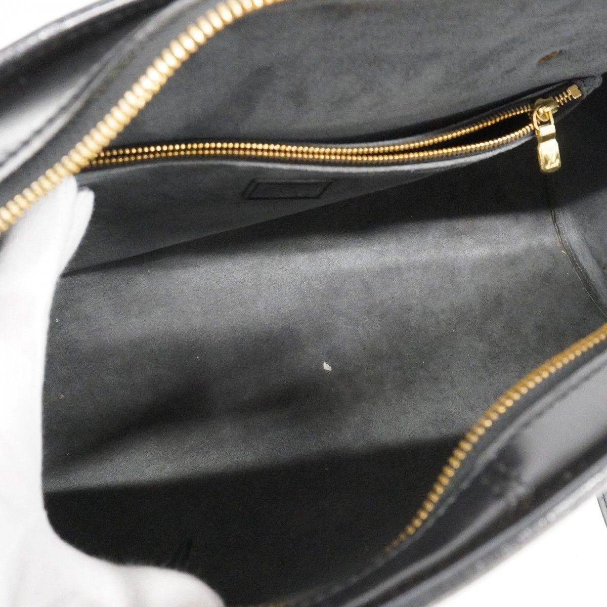 Louis Vuitton Shoulder Bag Epi Solferino 45 Noir — view 4