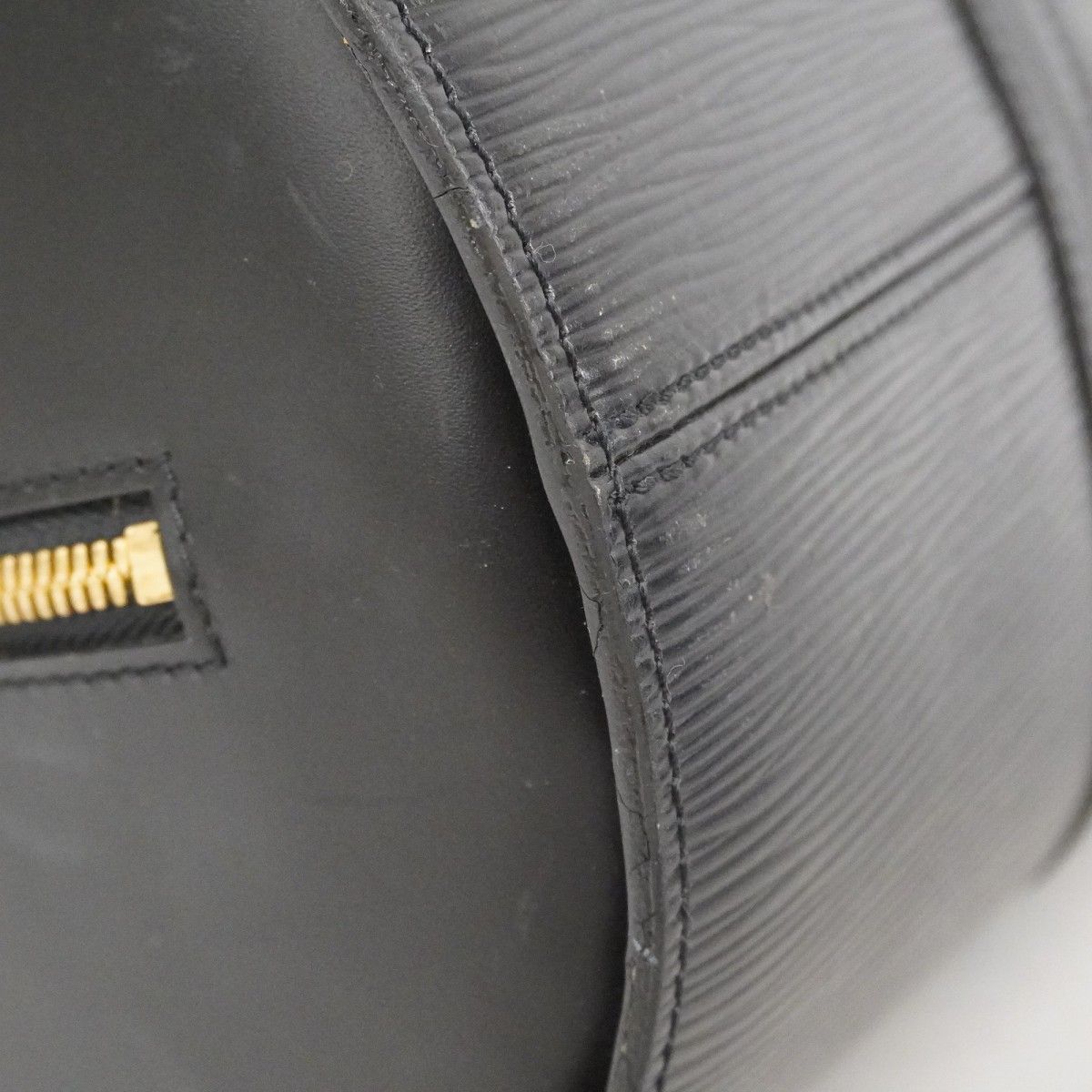 Louis Vuitton Shoulder Bag Epi Solferino 45 Noir — view 6