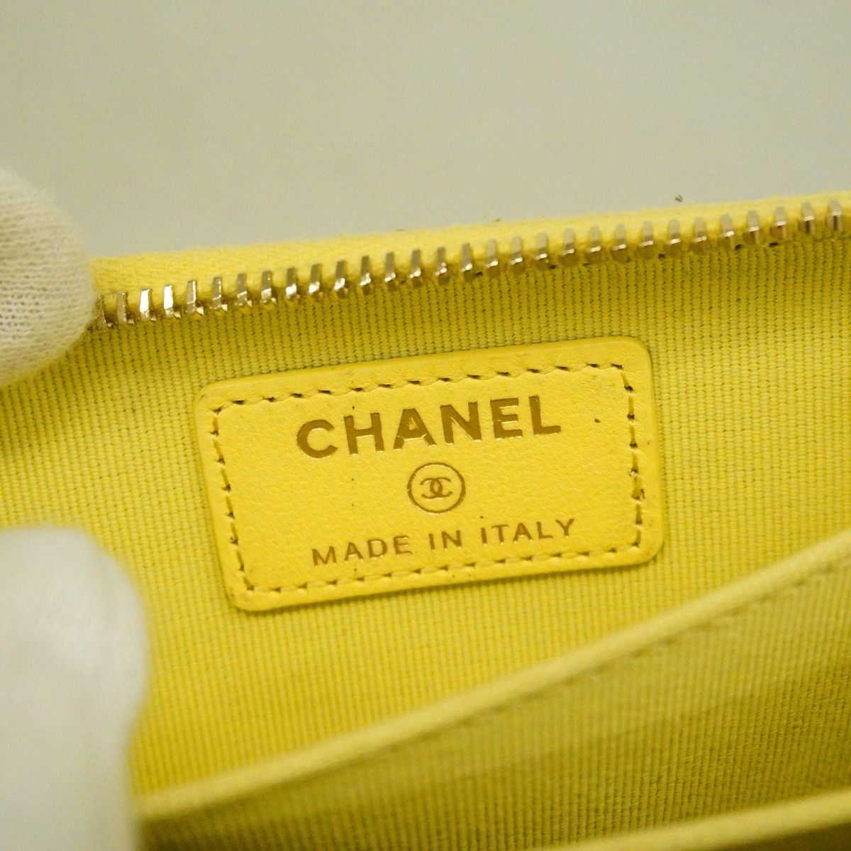 Chanel Coin Case Quilted Lambskin Yellow Gold — view 4