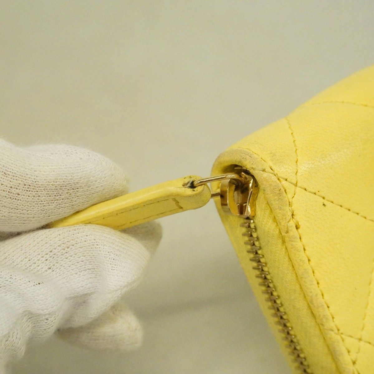 Chanel Coin Case Quilted Lambskin Yellow Gold — view 8